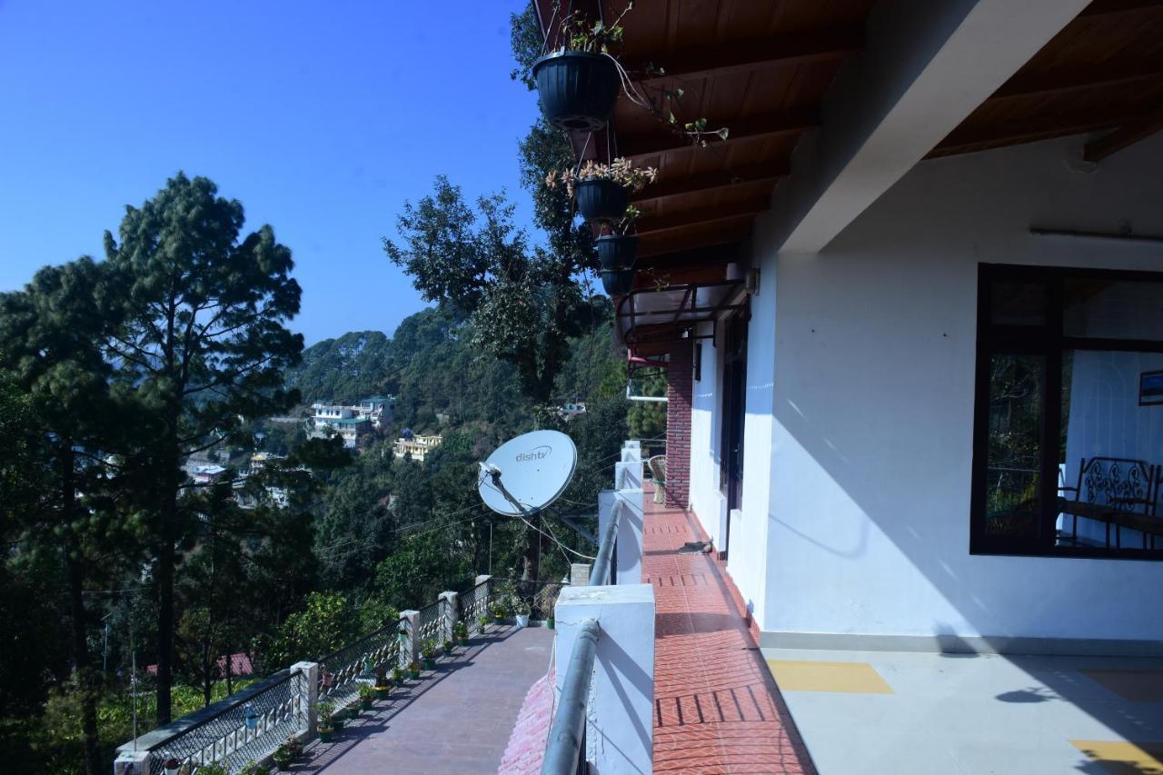 Hotel Goludev Valley View 奈尼塔尔 外观 照片